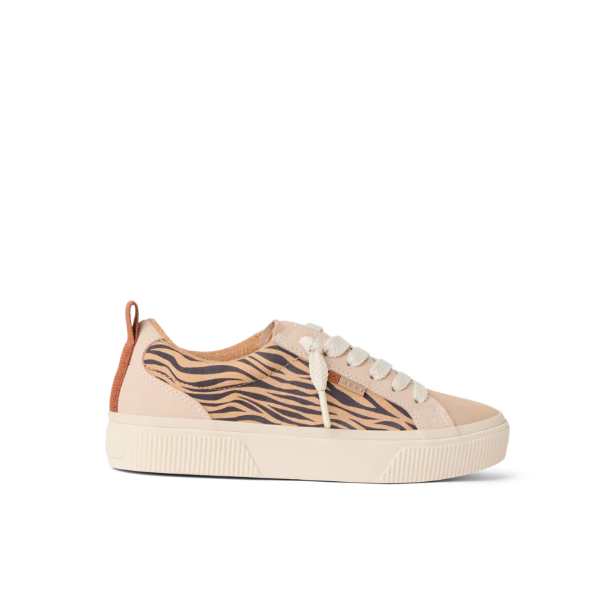 CJ7215_LAY_DAY_DAWN_TIGER_SUEDE_RS_SHADOW-900x900-c4cc11b_1.webp