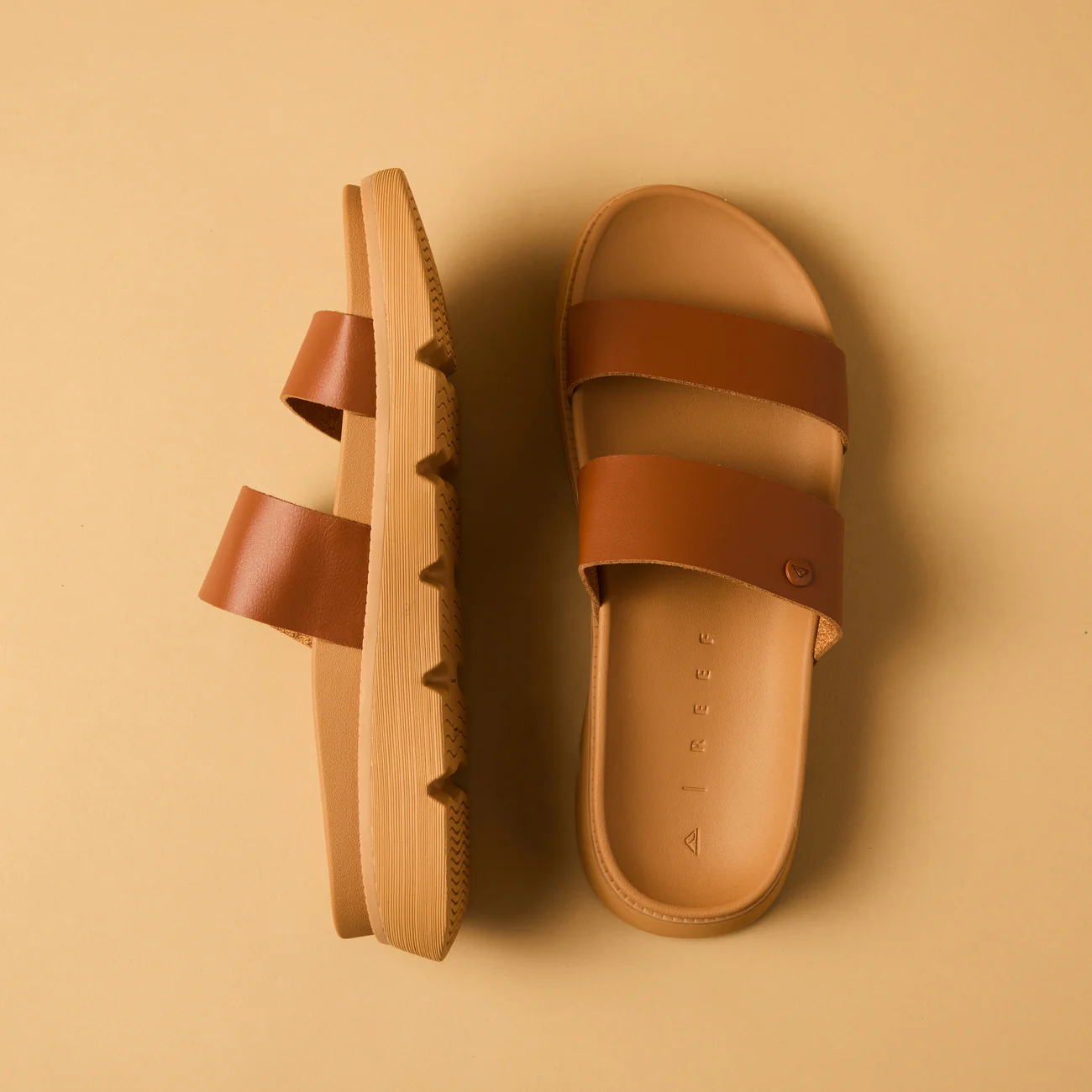CJ7371_VISTA_LUXE_THEA_LEATHER_BROWN_201_1_1.webp