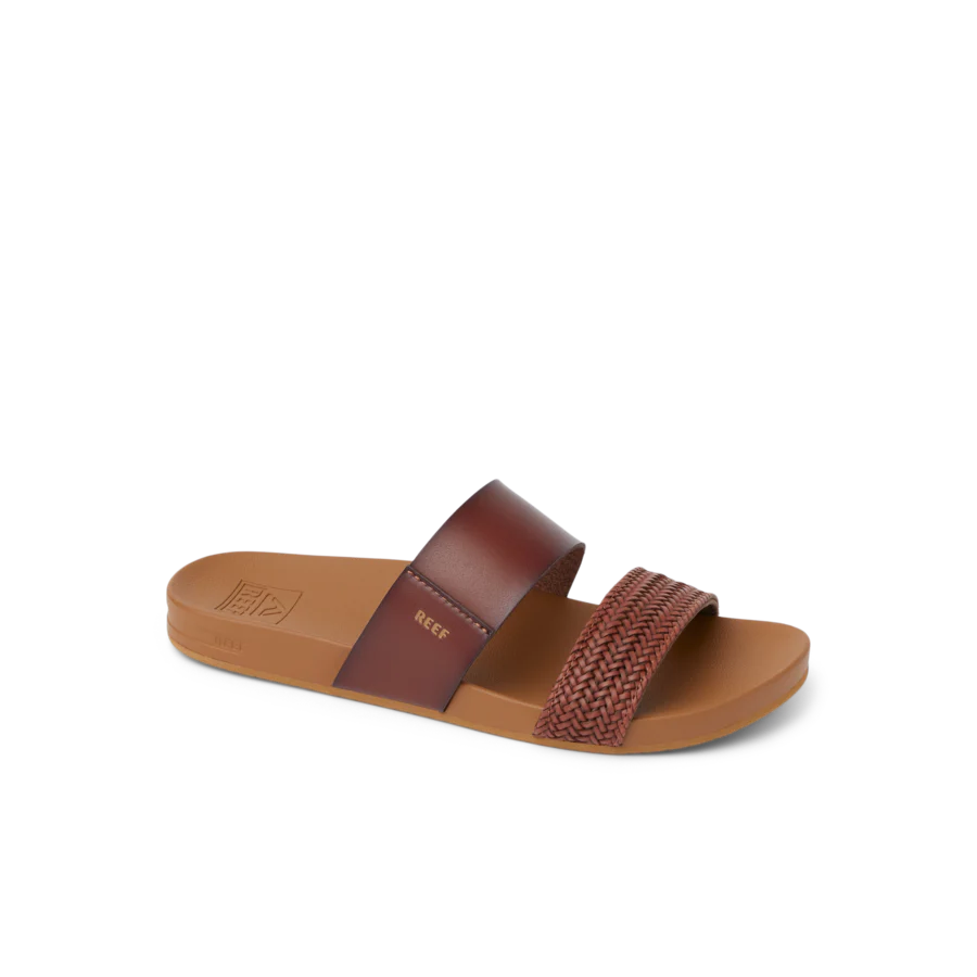 CJ8103_CUSHIONVISTA_ESPRESSOBRAID_MAIN_SHADOW-900x900-c4cc11b.webp
