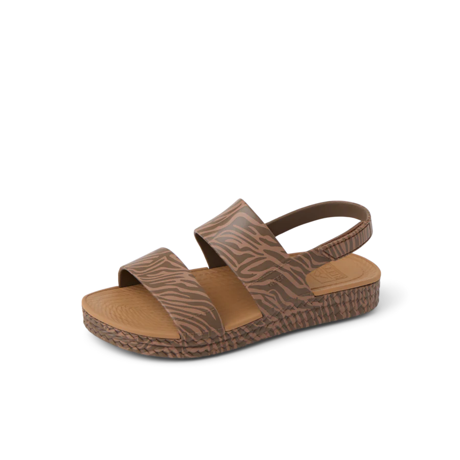 CJ8114_REEF_WATER_VISTA_TAN_ZEBRA_LS_SHADOW-900x900-c4cc11b-1.webp
