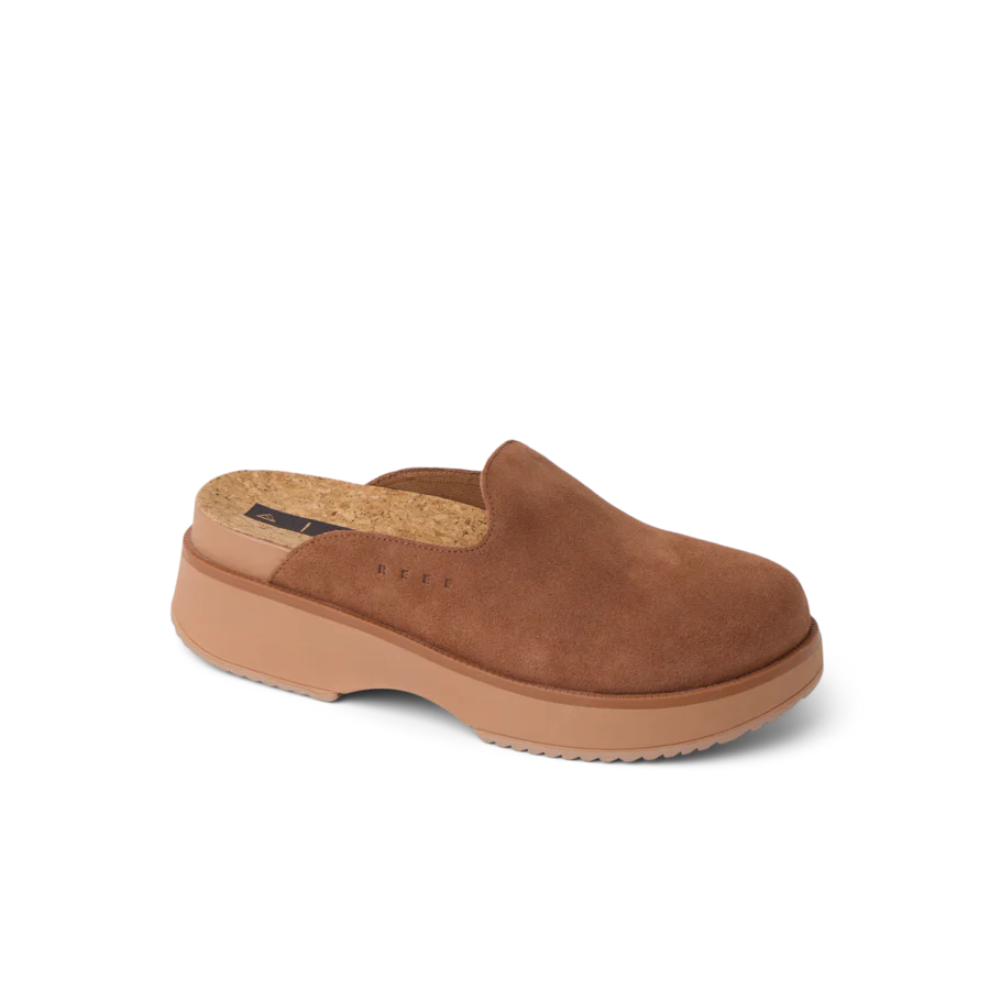 CJ8748_VISTA_SKYE_WALNUT_SUEDE_MAIN_SHADOW-900x900-c4cc11b.webp