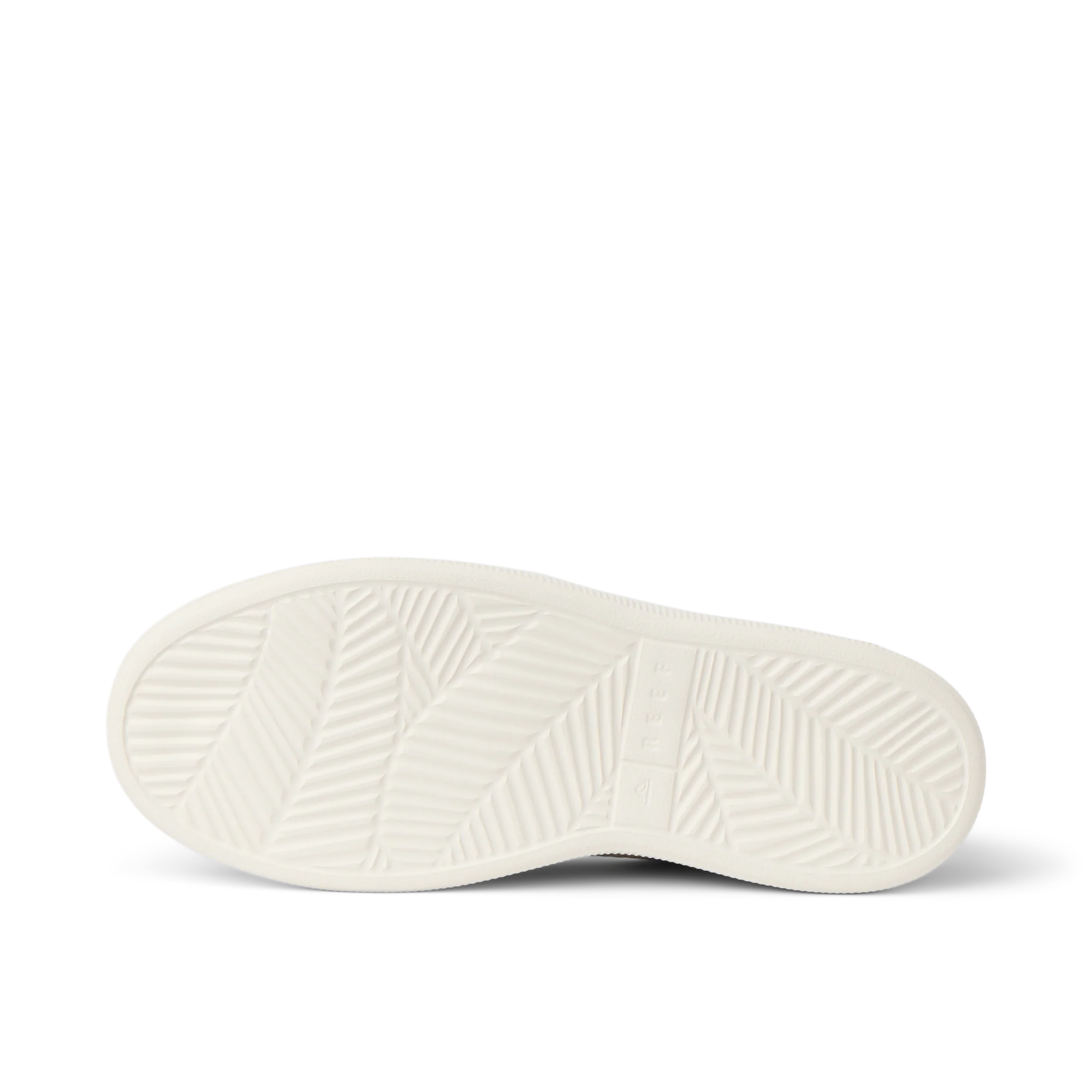 CJ9397_NEPTUNE_ELYSE_METALLIC_GOLD_O_SHADOW.webp