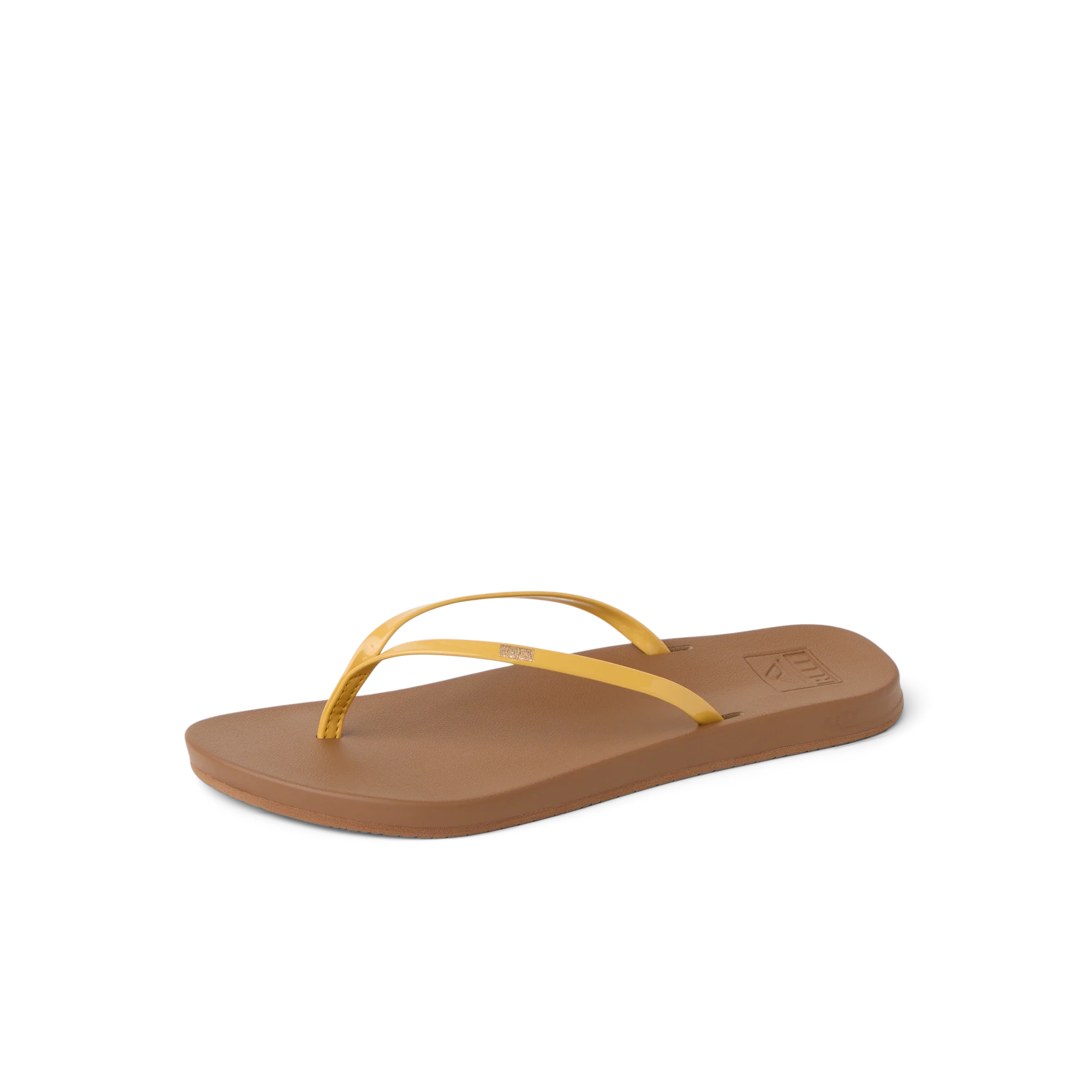 CJ9516_CUSHION_SLIM_GOLDEN_APRICOT_LS_SHADOW_8f45acd2-3b2b-430a-a8a2-b16591c7d9b6.webp