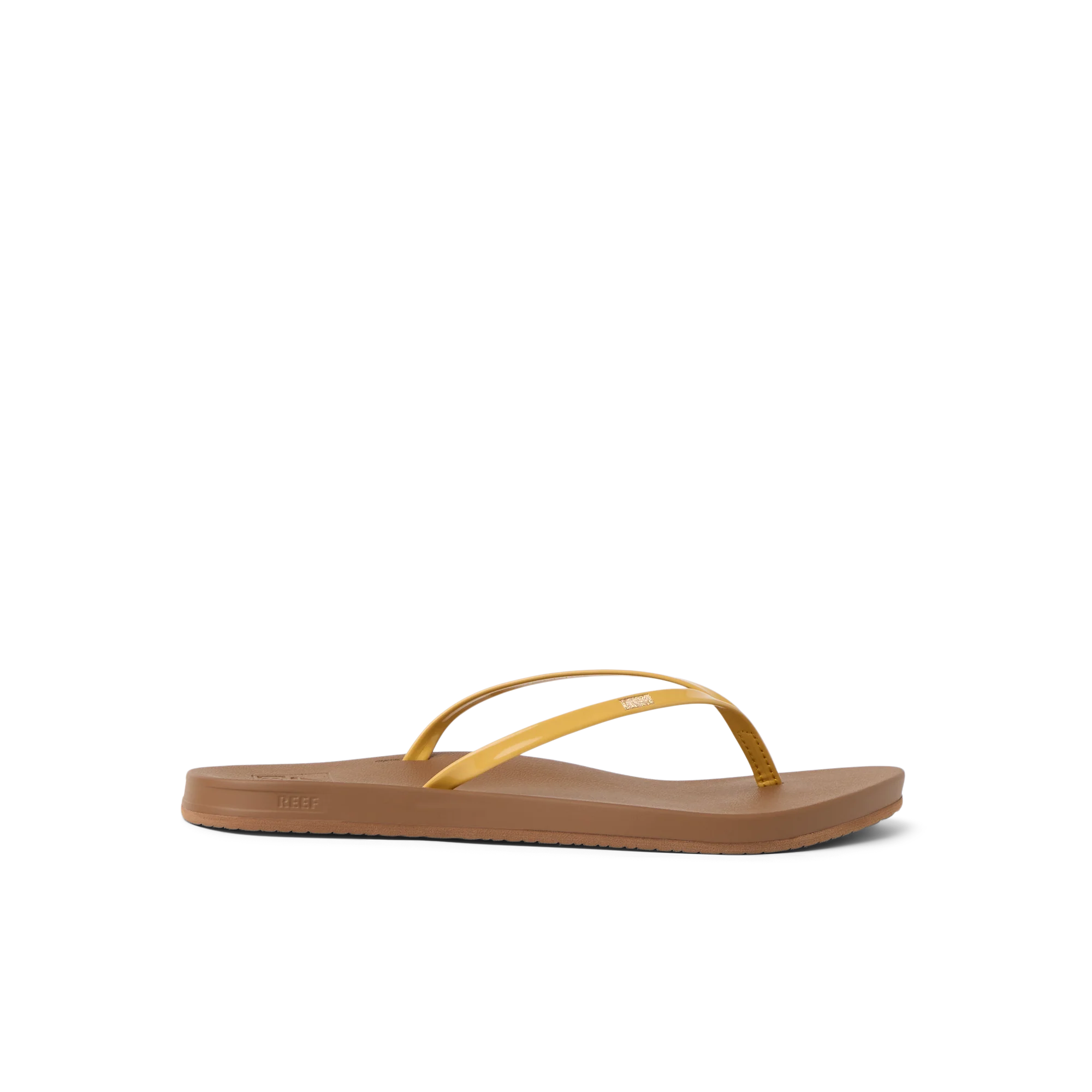 CJ9516_CUSHION_SLIM_GOLDEN_APRICOT_RS_SHADOW_f7fc1fb5-76a6-4e70-8a4e-24310eef92e8.webp