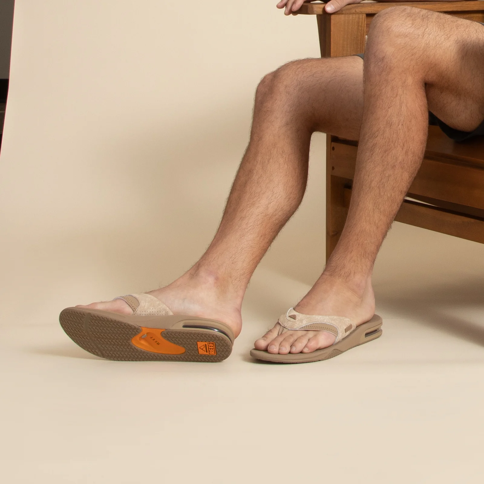 M_Fanning_Tan_Flame_LD_CJ9623_3-6720x4480-ef7eb9f_2.webp